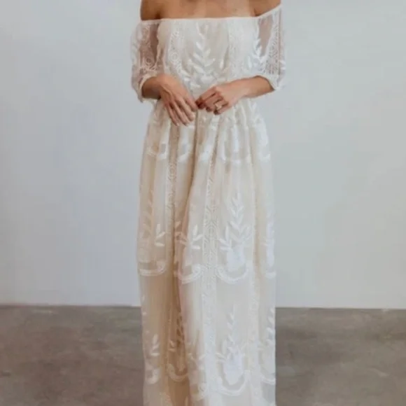 XS NWT Baltic Born Maxi Dress Off White Cream Lace Maxi Guinevere Off Shoulder - Picture 4 of 16